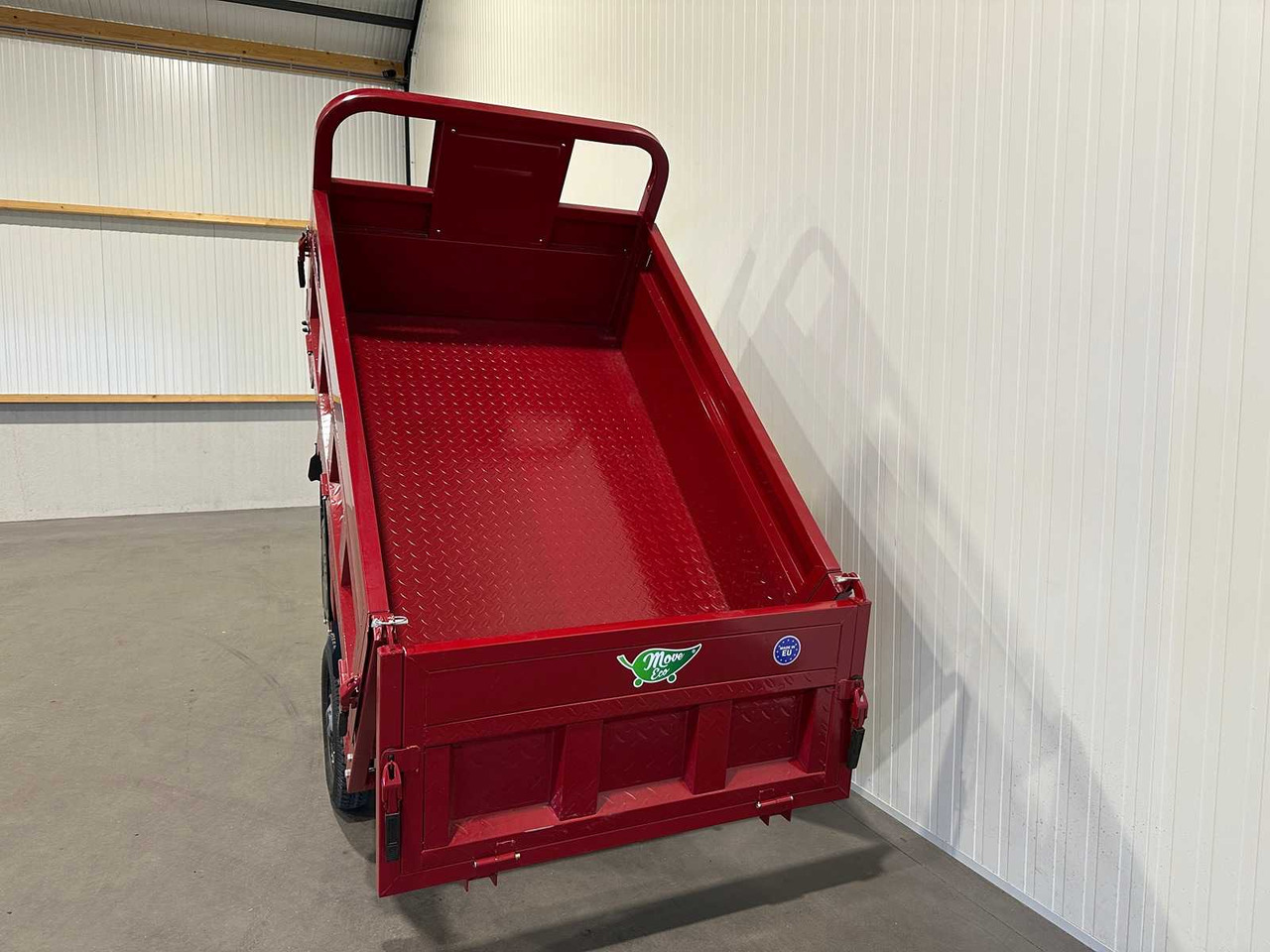 Move Eco Cargo 700 - Trator: foto 4 Move Eco Cargo 700 - Trator: foto 4