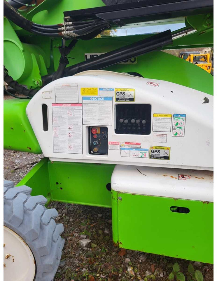 NIFTYLIFT - 2008 - HR21 - AERIAL WORK PLATFORM - Plataforma aérea: foto 3 NIFTYLIFT - 2008 - HR21 - AERIAL WORK PLATFORM - Plataforma aérea: foto 3