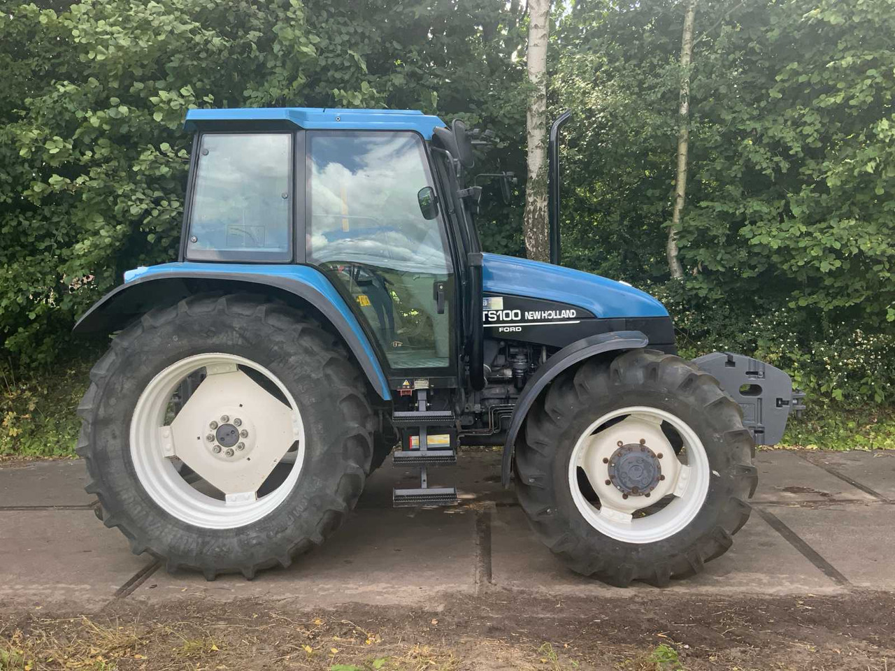 New holland TS-100 - Trator: foto 4 New holland TS-100 - Trator: foto 4
