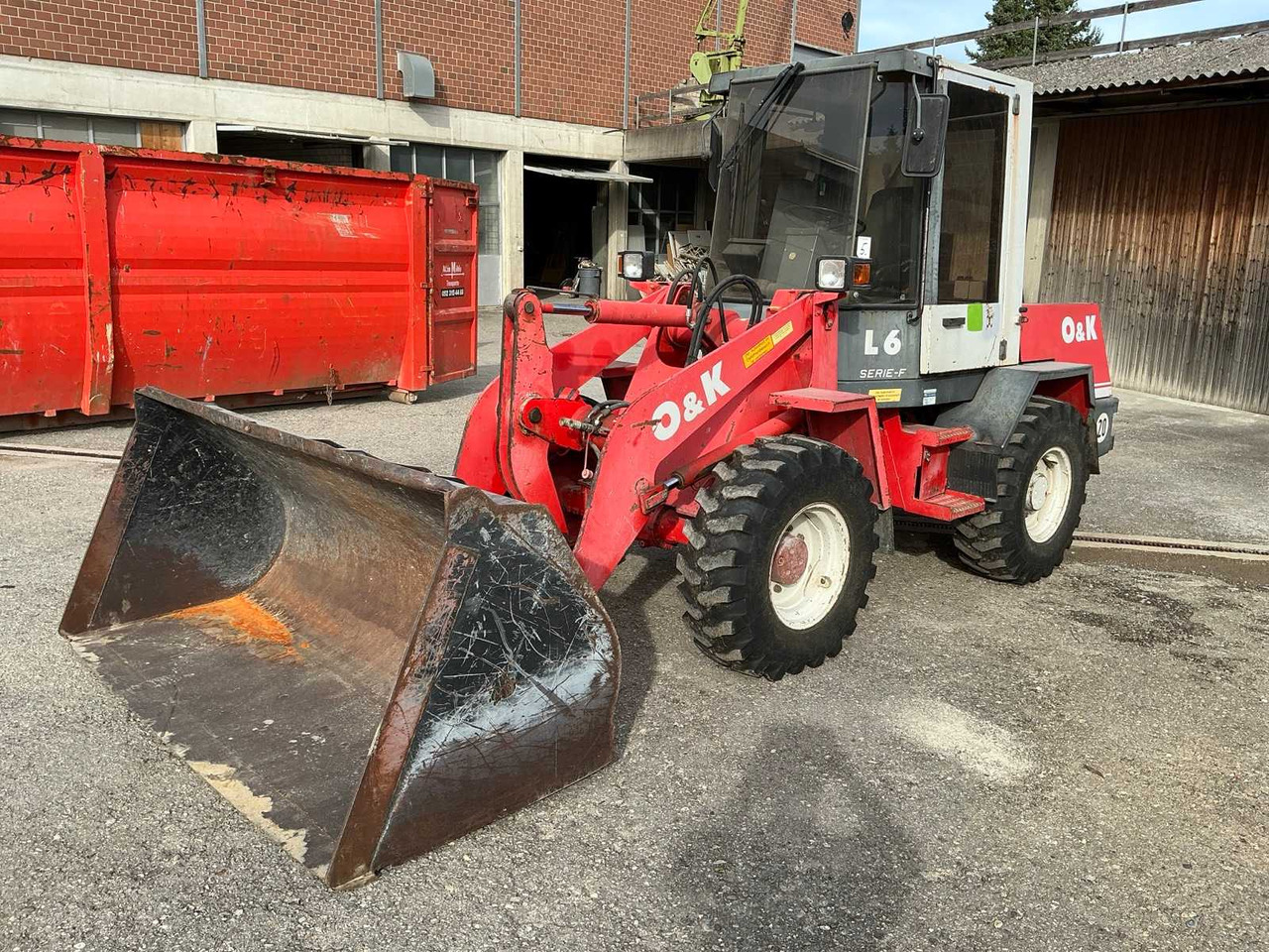 O&K 1995 O&K L6-4 WHEEL LOADER - Pá carregadora de rodas: foto 1 O&K 1995 O&K L6-4 WHEEL LOADER - Pá carregadora de rodas: foto 1
