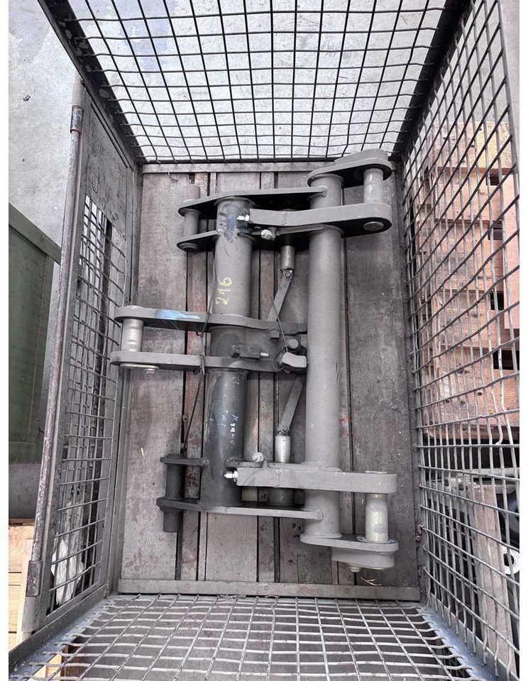 QUICK COUPLER MECHANICAL FOR KRAMER TOOLS 312-850 - Pá carregadora de rodas: foto 1 QUICK COUPLER MECHANICAL FOR KRAMER TOOLS 312-850 - Pá carregadora de rodas: foto 1