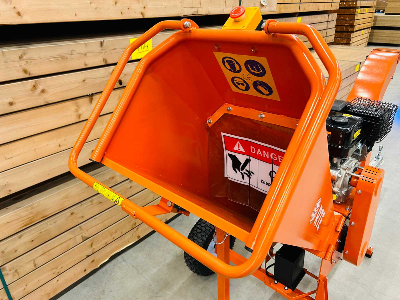 RTE 6780 - Estilhaçadora de madeira: foto 4 RTE 6780 - Estilhaçadora de madeira: foto 4