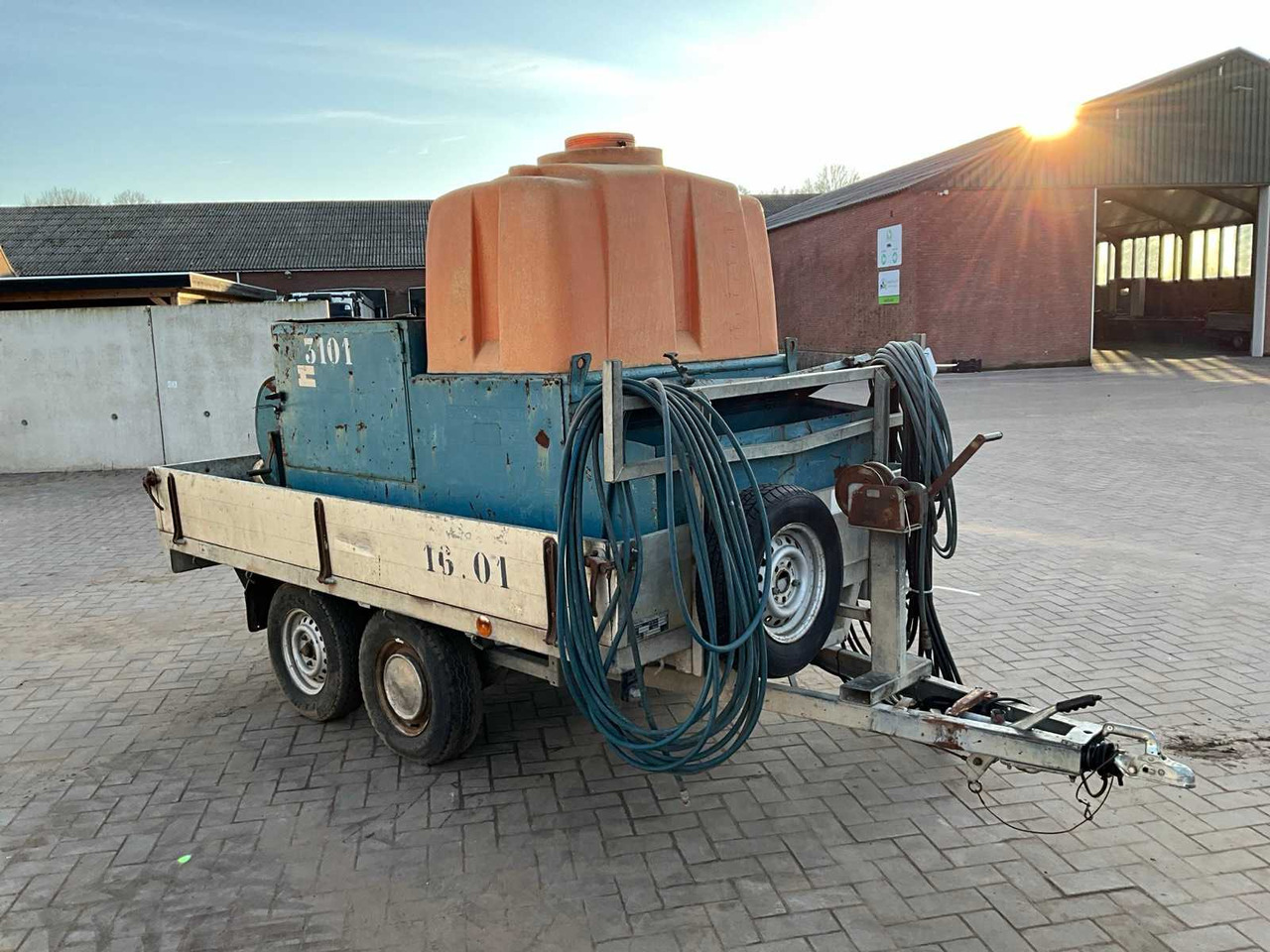 1984 HENRA JP 20 TRAILER WITH HIGH-PRESSURE CLEANING INSTALLATION - Reboque: foto 5 1984 HENRA JP 20 TRAILER WITH HIGH-PRESSURE CLEANING INSTALLATION - Reboque: foto 5