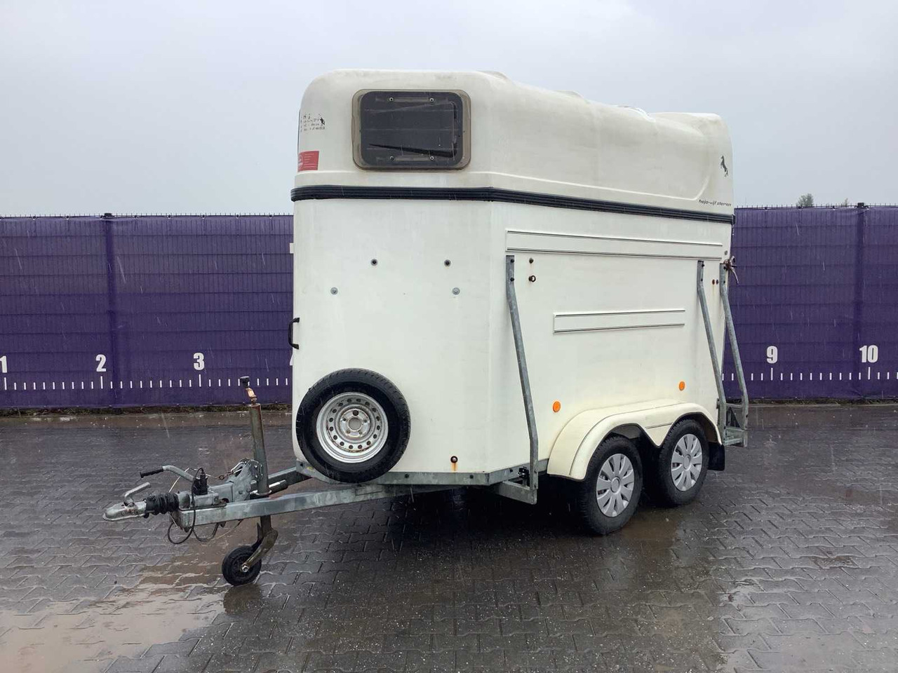 FIVE STARS - 2000 - HORSE TRAILER - Reboque: foto 1 FIVE STARS - 2000 - HORSE TRAILER - Reboque: foto 1