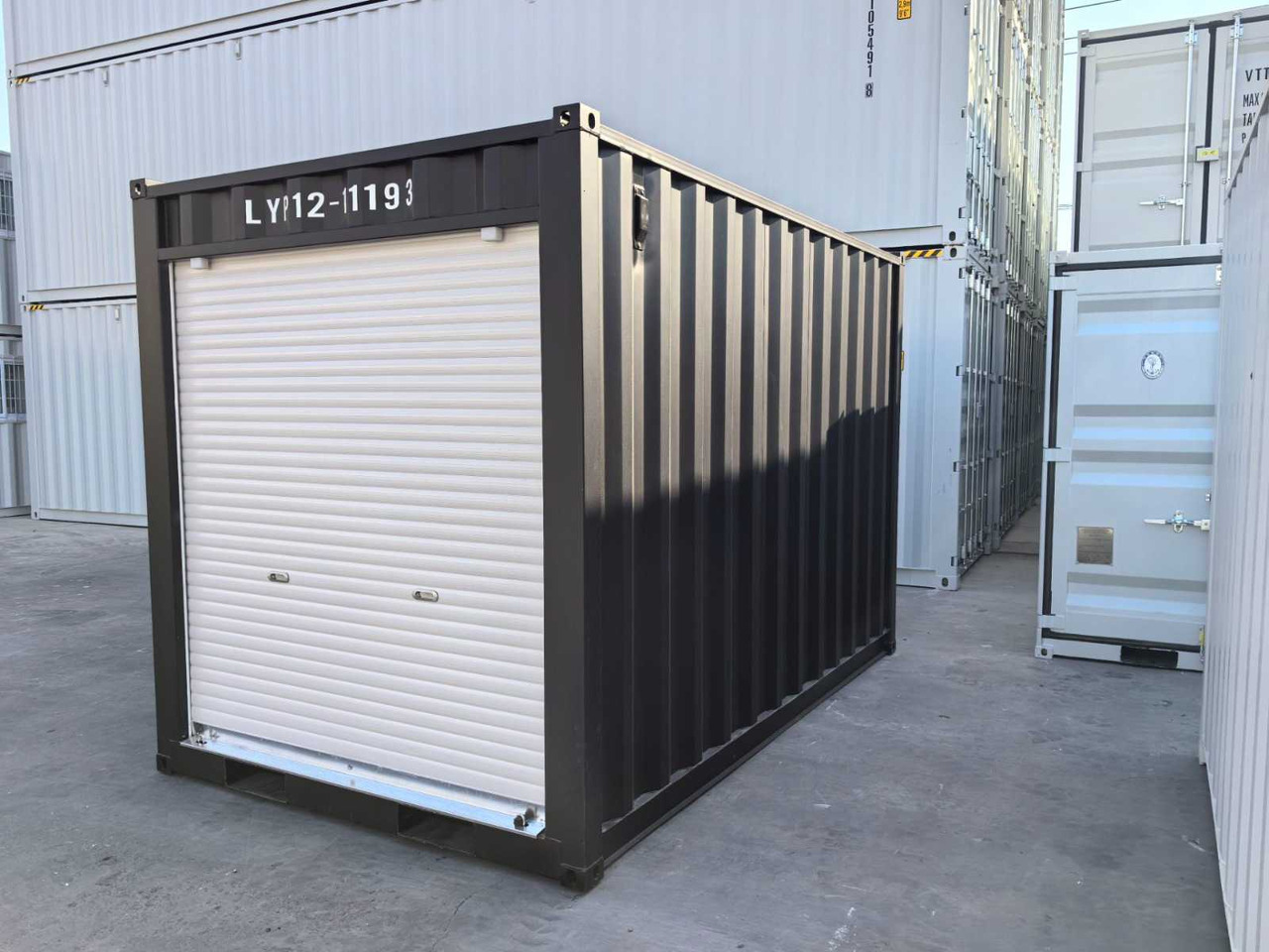 Rhino-cross-containers 12ft met roldeur - Contentor marítimo: foto 3 Rhino-cross-containers 12ft met roldeur - Contentor marítimo: foto 3