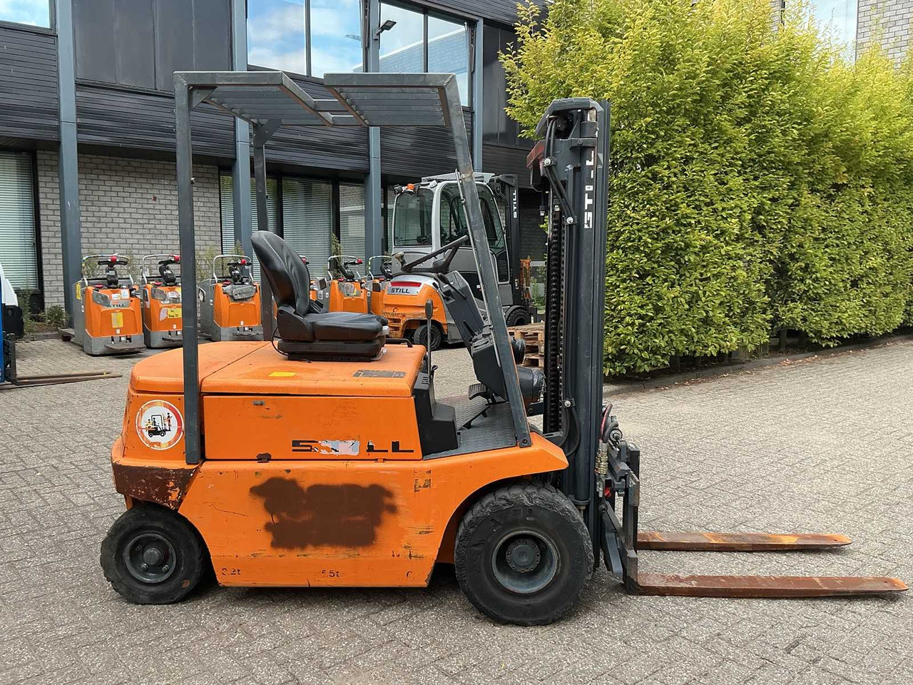 STILL - EFG 2/6002 - FORKLIFT TRUCKS - 1991 - Empilhadeira: foto 5 STILL - EFG 2/6002 - FORKLIFT TRUCKS - 1991 - Empilhadeira: foto 5