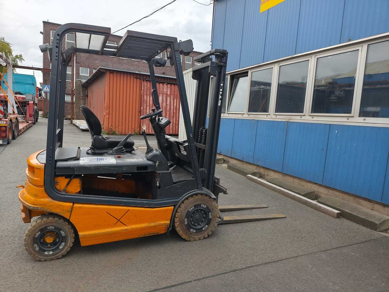 STILL - R 60-25 - FORKLIFT TRUCKS ELECTRIC WITHOUT BATTERY - 1999 - Empilhadeira: foto 4 STILL - R 60-25 - FORKLIFT TRUCKS ELECTRIC WITHOUT BATTERY - 1999 - Empilhadeira: foto 4