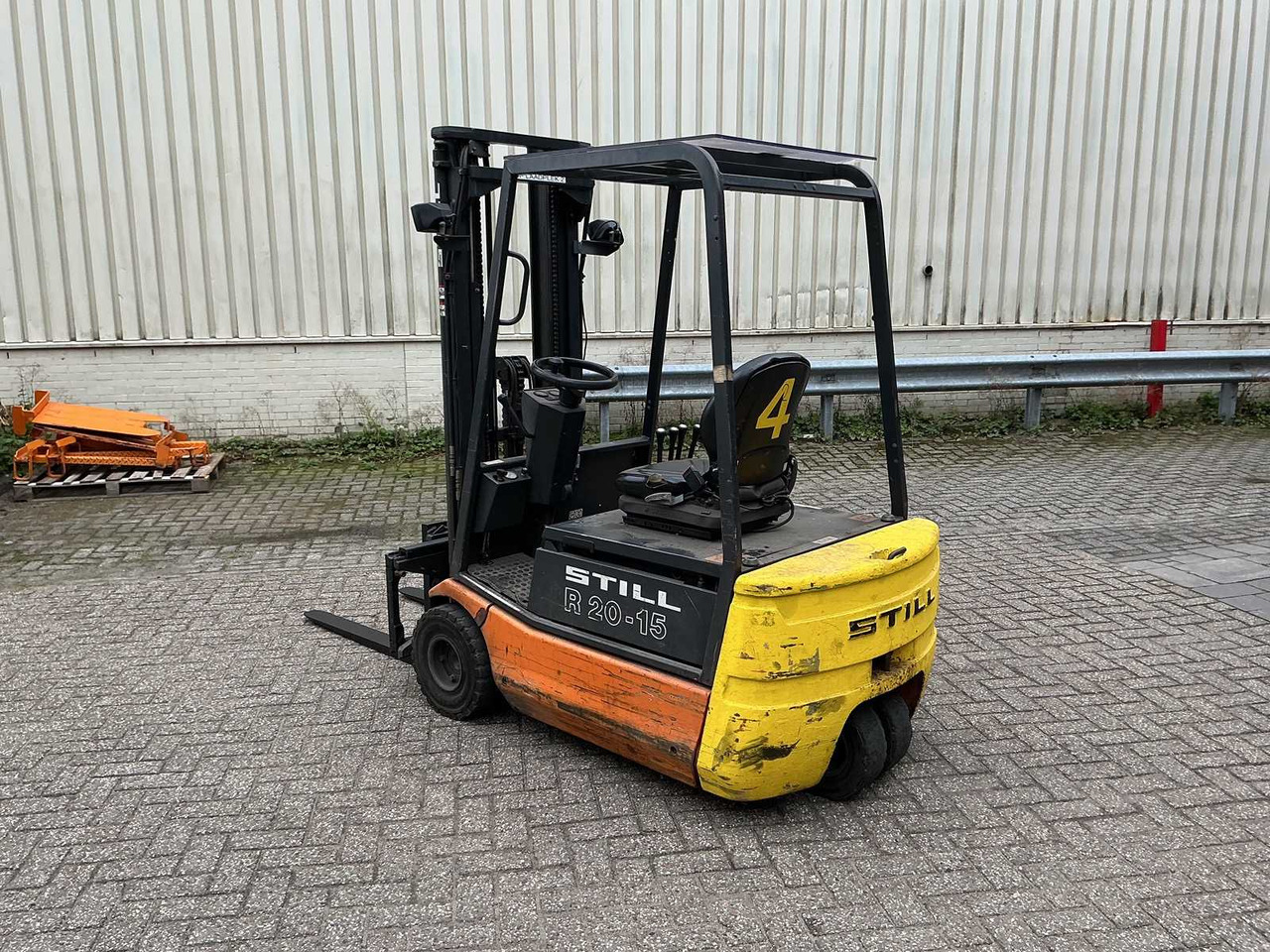 STILL - R20-15 - FORKLIFT TRUCKS - 1997 - Empilhadeira: foto 3 STILL - R20-15 - FORKLIFT TRUCKS - 1997 - Empilhadeira: foto 3