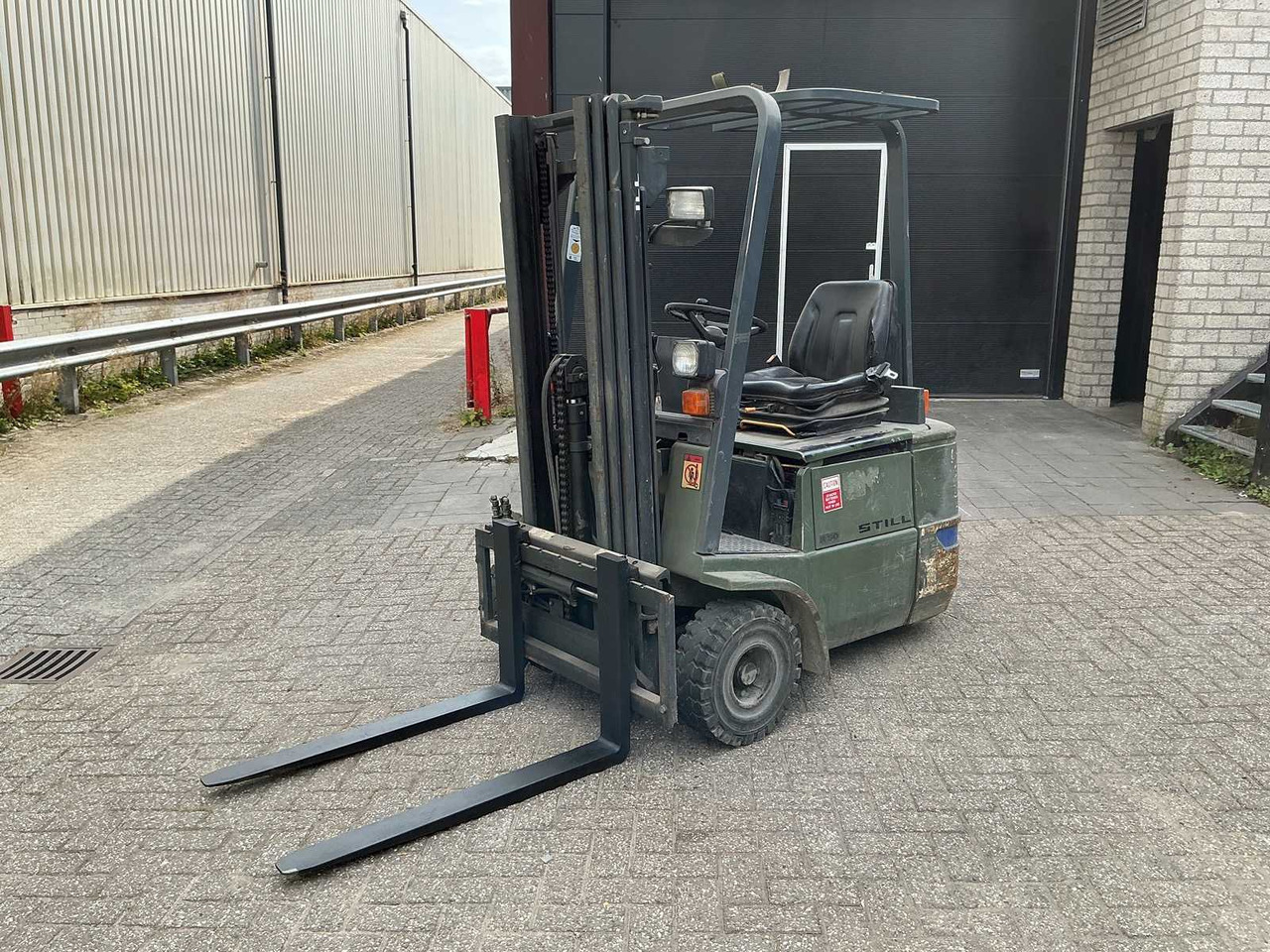 STILL - R50-15 - FORKLIFT TRUCKS - 1993 - Empilhadeira: foto 1 STILL - R50-15 - FORKLIFT TRUCKS - 1993 - Empilhadeira: foto 1