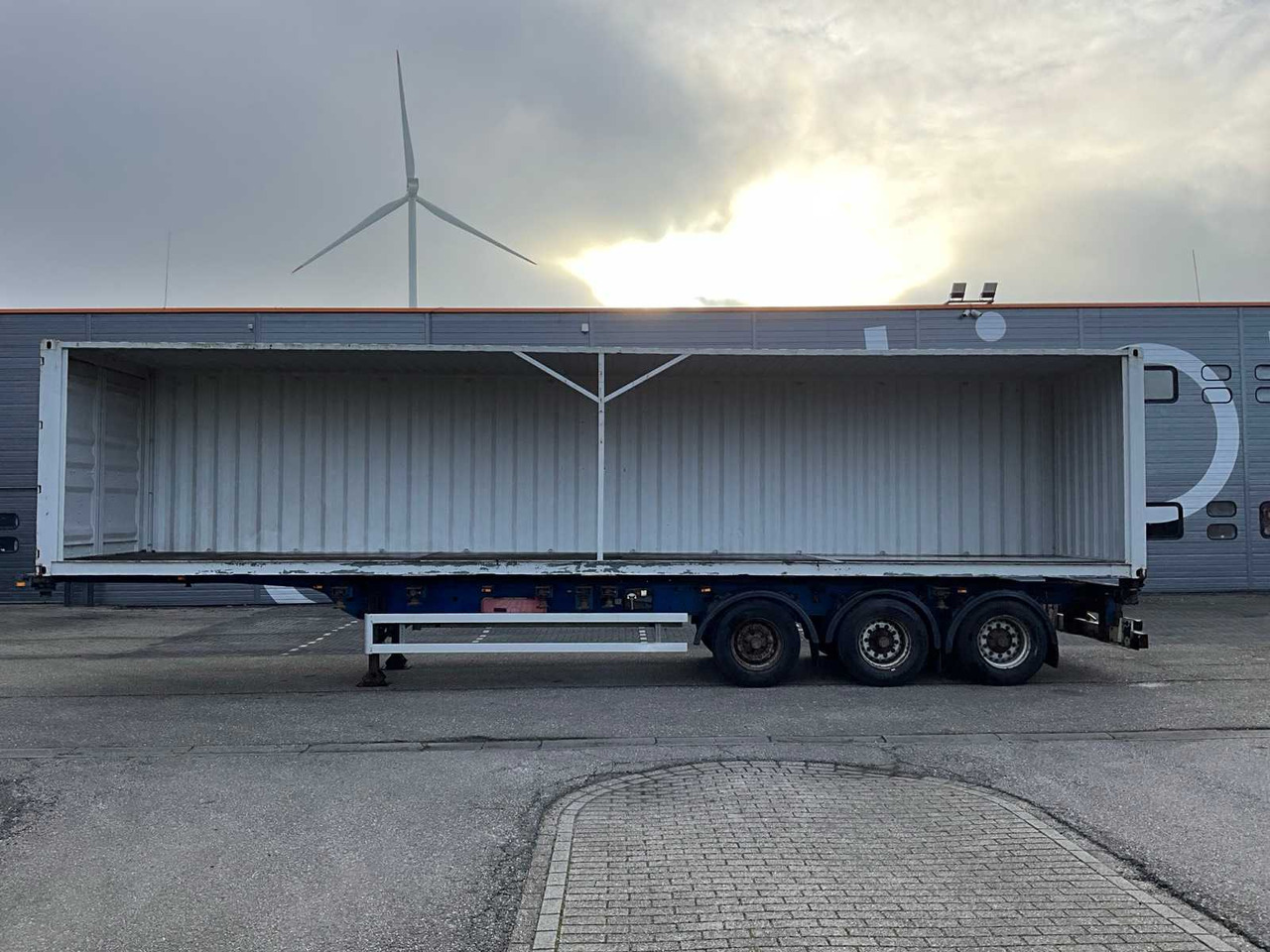 2008 KRONE SD27 CONTAINER CHASSIS WITH 40FT CONTAINER - Semi-reboque: foto 2 2008 KRONE SD27 CONTAINER CHASSIS WITH 40FT CONTAINER - Semi-reboque: foto 2