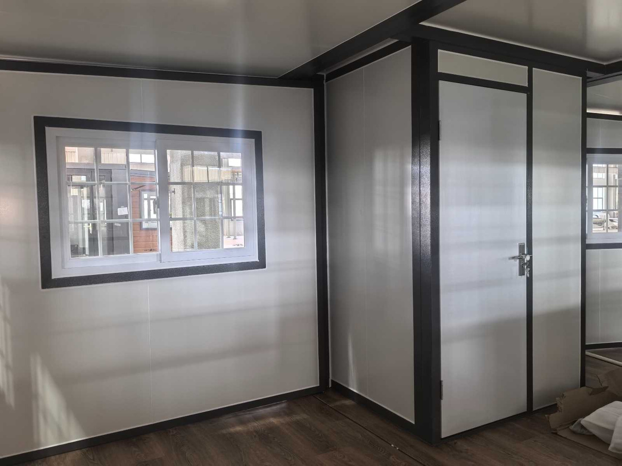 Stahlworks Deluxe (19ft*13ft) - Casa contentor: foto 4 Stahlworks Deluxe (19ft*13ft) - Casa contentor: foto 4