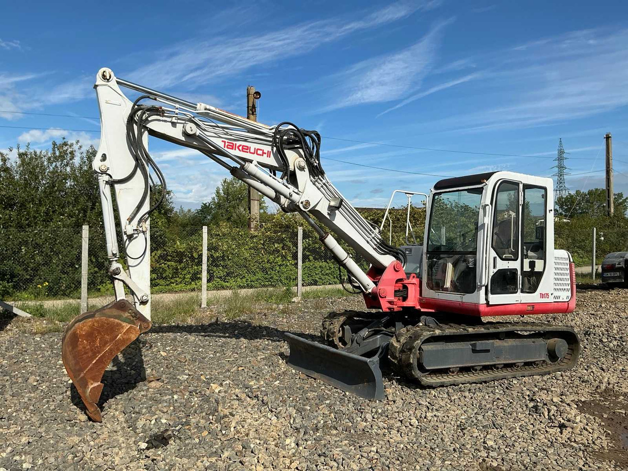 Takeuchi TB175 - Escavadora de rastos: foto 1 Takeuchi TB175 - Escavadora de rastos: foto 1