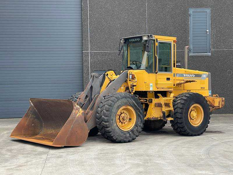 VOLVO - L70C - SHOVEL - Pá carregadora de rodas: foto 1 VOLVO - L70C - SHOVEL - Pá carregadora de rodas: foto 1