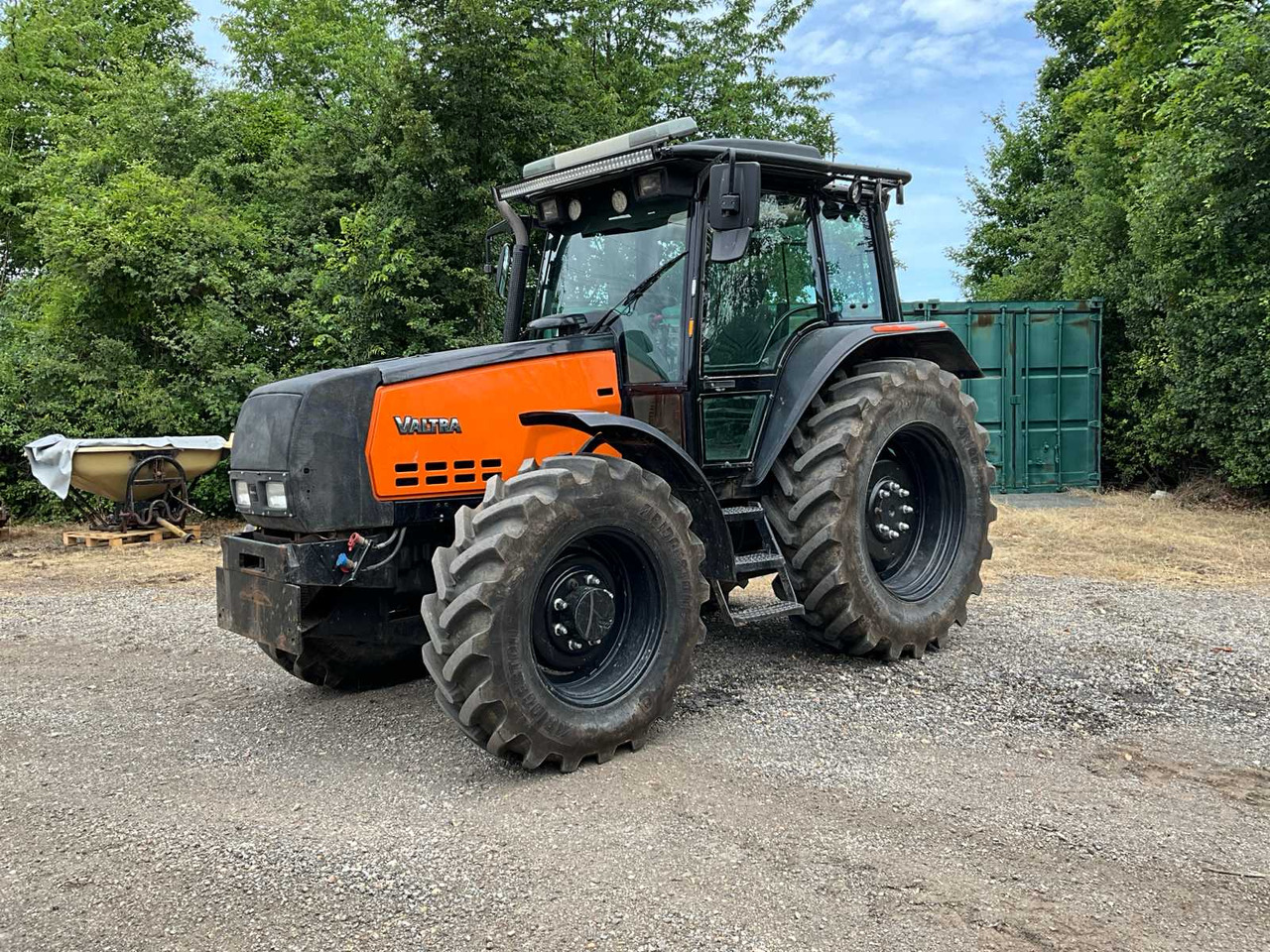 Valtra 6250-4 - Trator: foto 1 Valtra 6250-4 - Trator: foto 1
