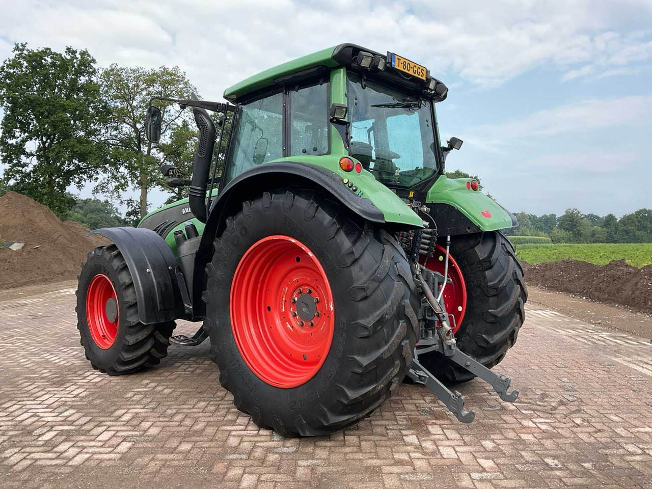 Valtra T163e - Trator: foto 4 Valtra T163e - Trator: foto 4