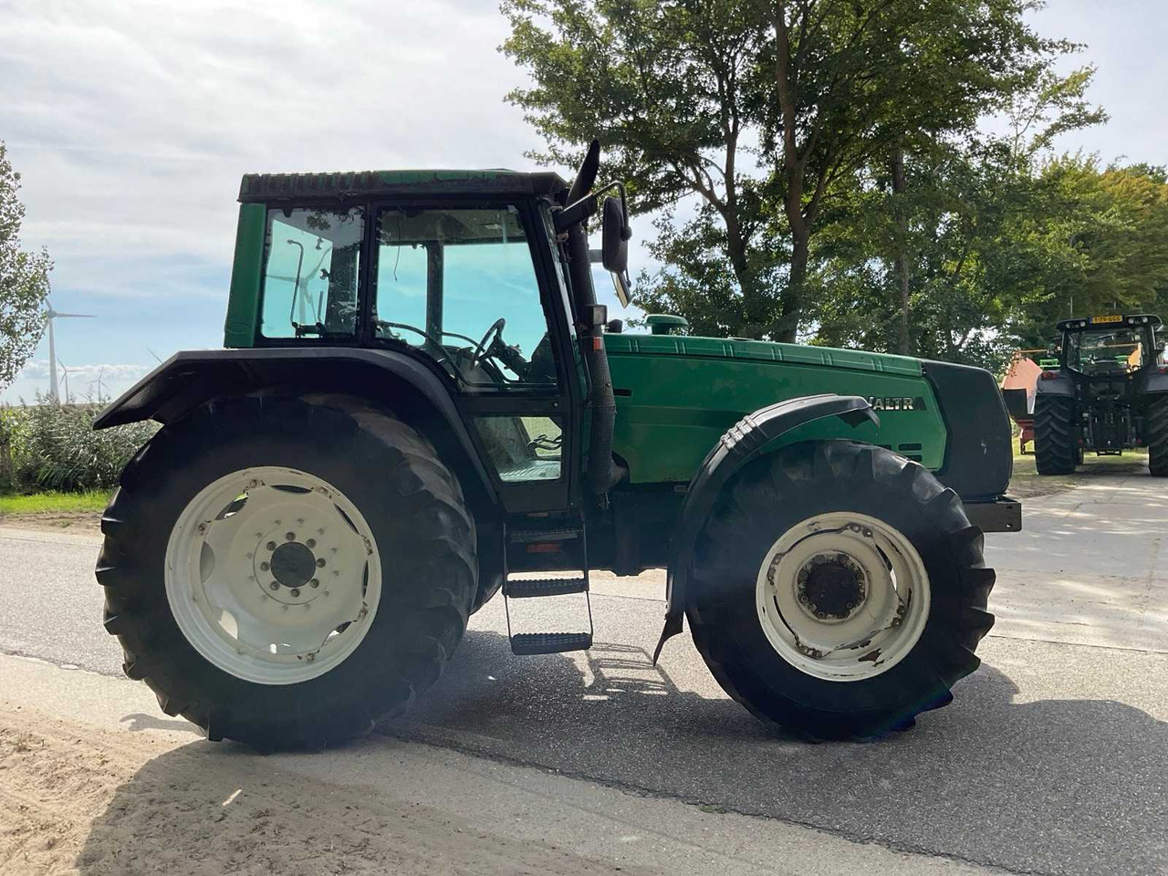 Valtra-Valmet 8150 Hi-tech - Trator: foto 5 Valtra-Valmet 8150 Hi-tech - Trator: foto 5