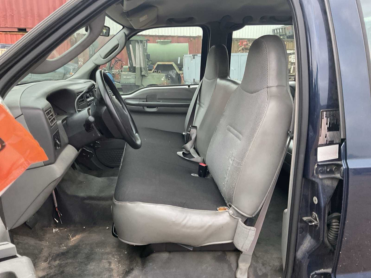 2003 FORD PICKUP F 350 COMMERCIAL VEHICLE - Veículo comercial: foto 5 2003 FORD PICKUP F 350 COMMERCIAL VEHICLE - Veículo comercial: foto 5