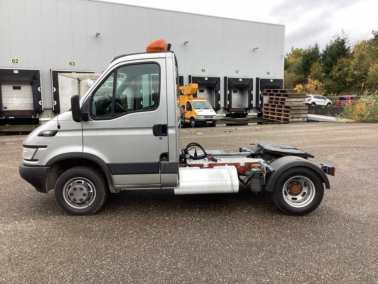 2005 IVECO 40C17 10 TON TRACTOR COMMERCIAL VEHICLE - Veículo comercial: foto 3 2005 IVECO 40C17 10 TON TRACTOR COMMERCIAL VEHICLE - Veículo comercial: foto 3