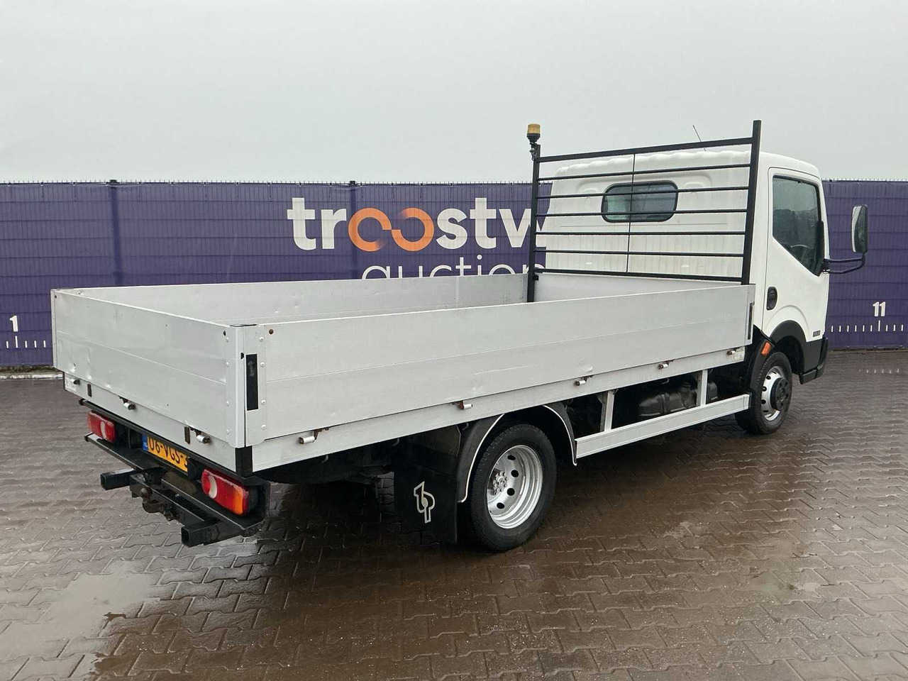 2007 - NISSAN - CABSTAR E - 130.35 2.5 DCI 290DC - COMMERCIAL VEHICLE - Veículo comercial: foto 4 2007 - NISSAN - CABSTAR E - 130.35 2.5 DCI 290DC - COMMERCIAL VEHICLE - Veículo comercial: foto 4