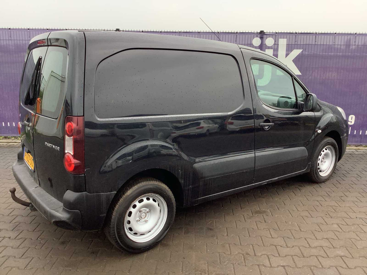 2013 - PEUGEOT - PARTNER - 120 1.6 HDI L1XR PR+ - COMMERCIAL VEHICLE - Veículo comercial: foto 4 2013 - PEUGEOT - PARTNER - 120 1.6 HDI L1XR PR+ - COMMERCIAL VEHICLE - Veículo comercial: foto 4