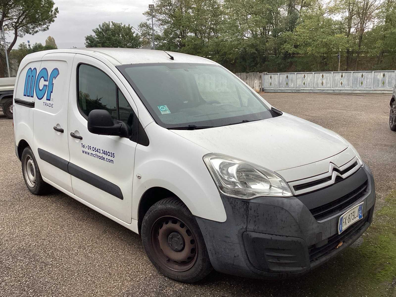 2017 CITROËN BERLINGO PANEL VAN - Veículo comercial: foto 3 2017 CITROËN BERLINGO PANEL VAN - Veículo comercial: foto 3