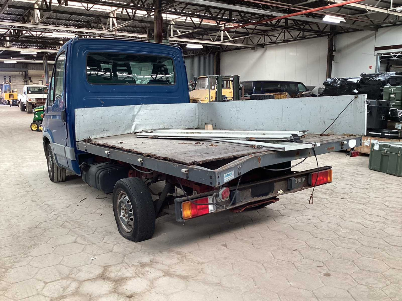 IVECO DAILY COMMERCIAL VEHICLE - Veículo comercial: foto 4 IVECO DAILY COMMERCIAL VEHICLE - Veículo comercial: foto 4