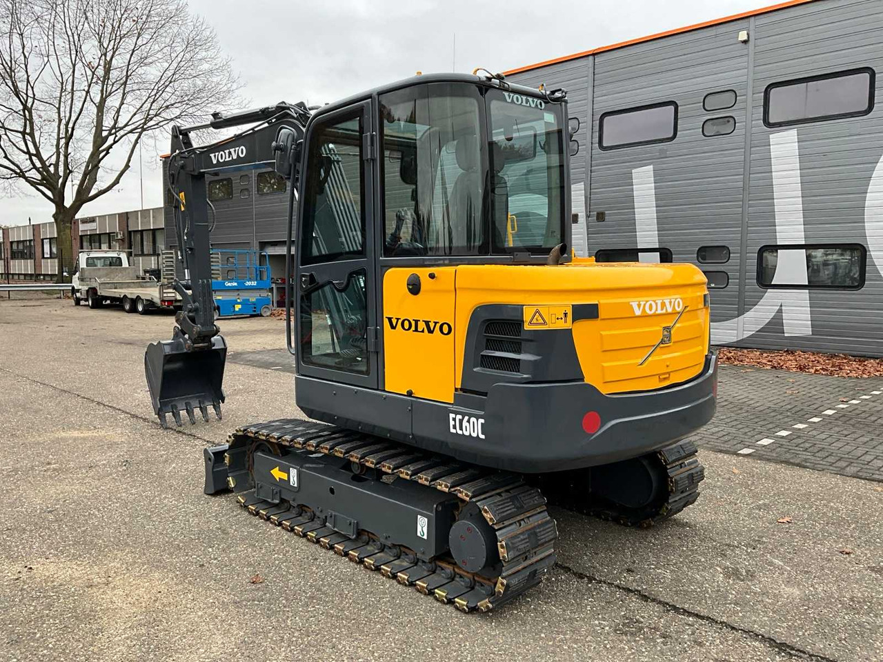 Volvo 2011 VOLVO EC60C MIDI EXCAVATOR - Escavadora de rastos: foto 3 Volvo 2011 VOLVO EC60C MIDI EXCAVATOR - Escavadora de rastos: foto 3