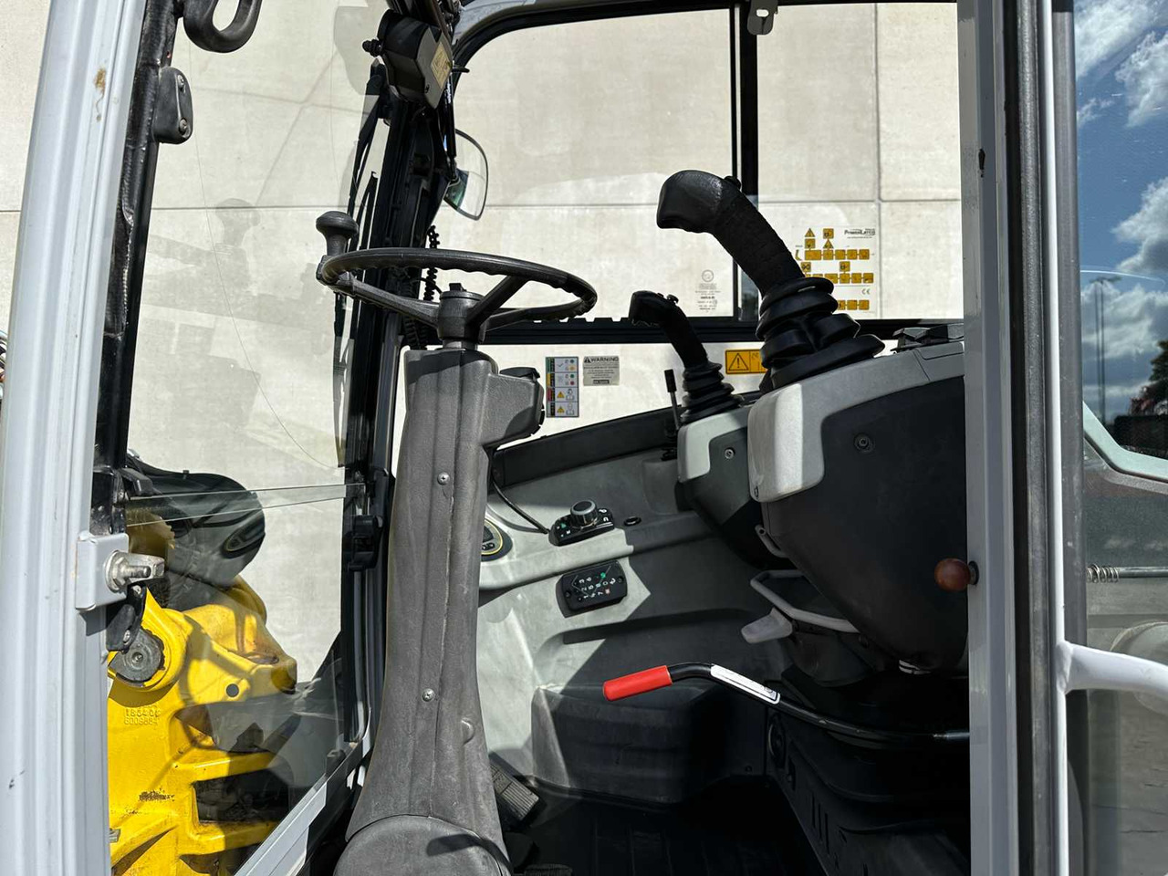 Escavadeira de rodas WACKER NEUSON - 2019 - EW100 - WHEELED EXCAVATOR: foto 36 Escavadeira de rodas WACKER NEUSON - 2019 - EW100 - WHEELED EXCAVATOR: foto 36