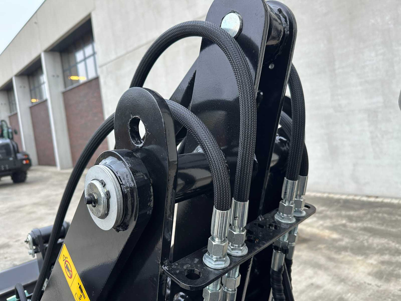 Pá carregadora de rodas WOLF - 2025 - MINI 750 - WHEEL LOADER MINI 750: foto 22 Pá carregadora de rodas WOLF - 2025 - MINI 750 - WHEEL LOADER MINI 750: foto 22