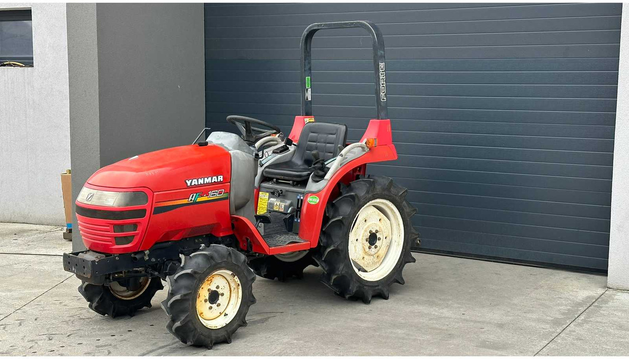 YANMAR AF-160 4-WHEEL DRIVE TRACTOR - Trator: foto 1 YANMAR AF-160 4-WHEEL DRIVE TRACTOR - Trator: foto 1