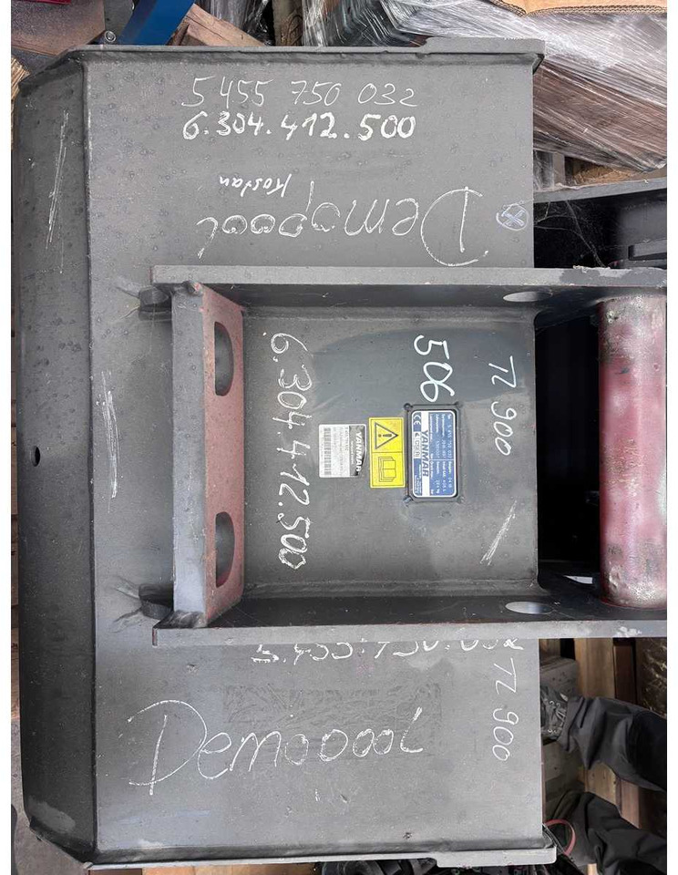 YANMAR - SW08 - TYPE4.5 - 2018 - LOW SPOON 900MM - 408 LITRES - Pá carregadora de rodas: foto 2 YANMAR - SW08 - TYPE4.5 - 2018 - LOW SPOON 900MM - 408 LITRES - Pá carregadora de rodas: foto 2