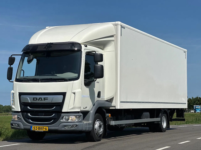 DAF LF 210 LF210.12 - Camião furgão: foto 1 DAF LF 210 LF210.12 - Camião furgão: foto 1