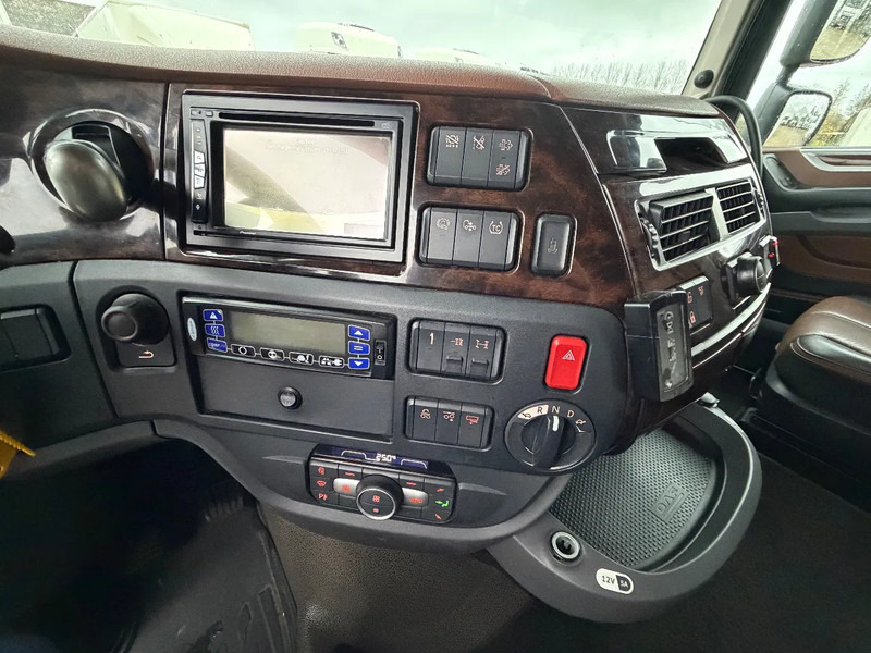 Camião furgão DAF XF 530 XF480. 26. EURO6.: foto 20 Camião furgão DAF XF 530 XF480. 26. EURO6.: foto 20