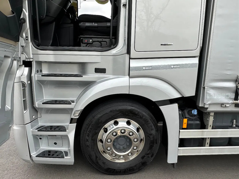 Mercedes-Benz Actros ACTROS 2545LL EURO6. 2021. 280dKm!! - Camião de lona: foto 5 Mercedes-Benz Actros ACTROS 2545LL EURO6. 2021. 280dKm!! - Camião de lona: foto 5
