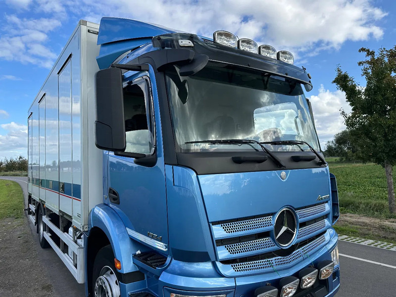 Mercedes-Benz Antos ANTOS 1924L EURO6. 2017. Geisoleerde opbouw 610x244x238 - Camião frigorífico: foto 3 Mercedes-Benz Antos ANTOS 1924L EURO6. 2017. Geisoleerde opbouw 610x244x238 - Camião frigorífico: foto 3