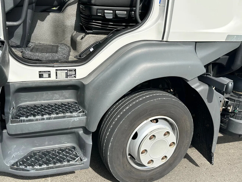 Renault D240.12. EURO6. 11-2021. - Camião de lona: foto 5 Renault D240.12. EURO6. 11-2021. - Camião de lona: foto 5