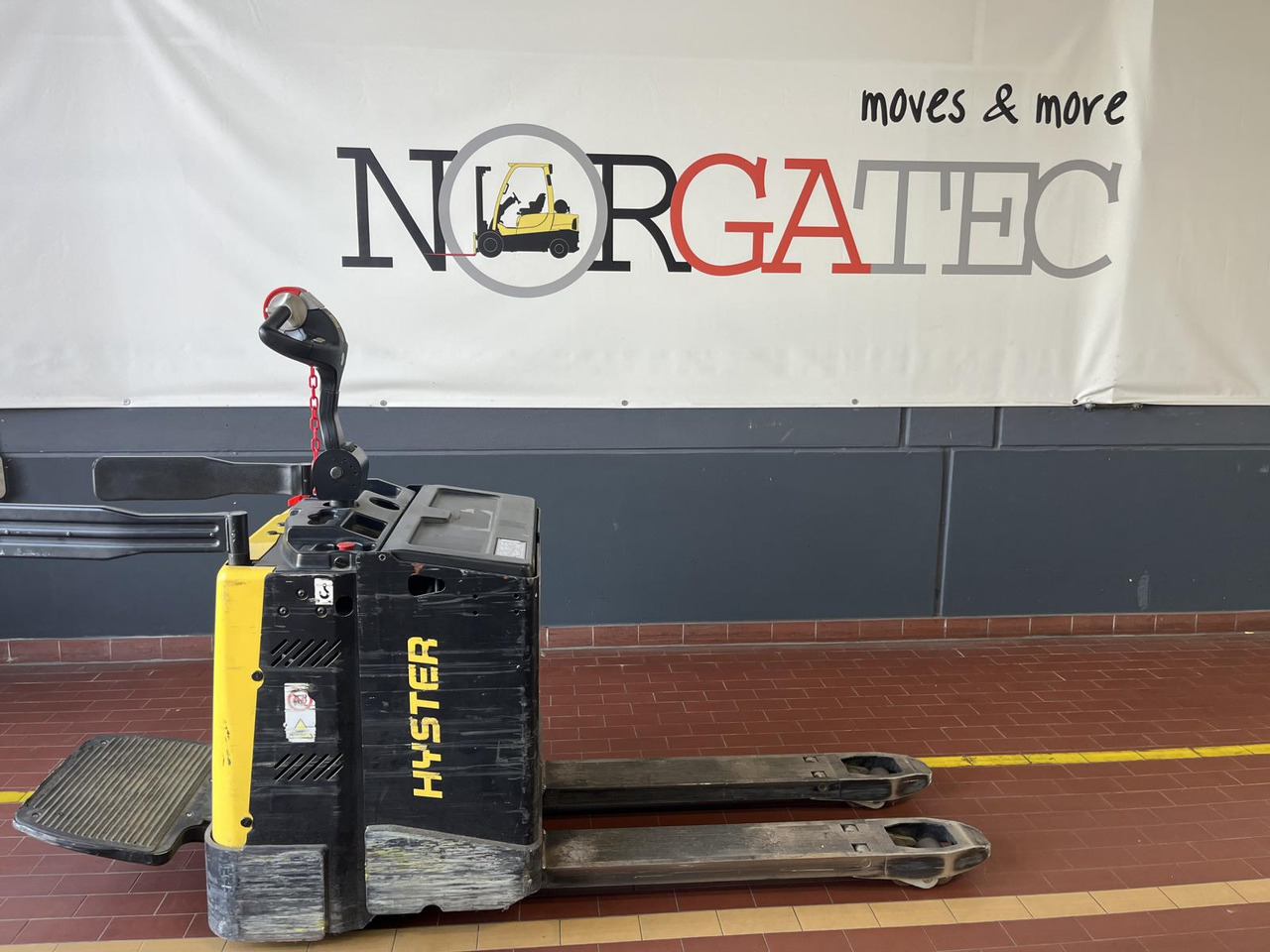 Hyster P2.0S FBW - Porta-palete: foto 2 Hyster P2.0S FBW - Porta-palete: foto 2