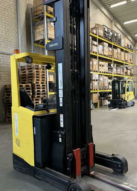 Hyster R1.6 - Empilhador retráctil: foto 4 Hyster R1.6 - Empilhador retráctil: foto 4