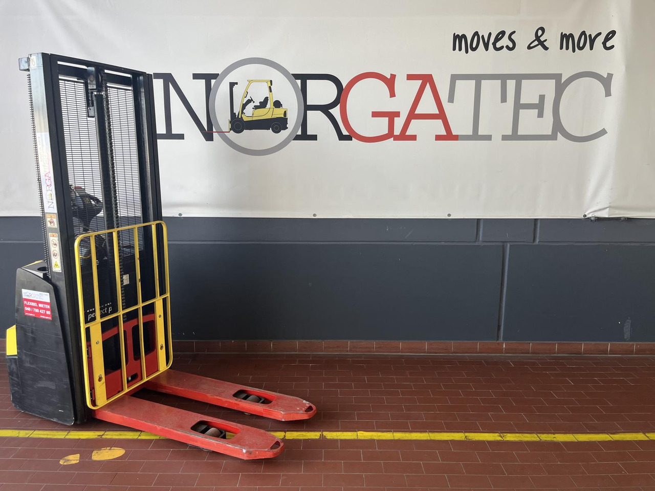 Hyster S 1.0 E - Stacker: foto 1 Hyster S 1.0 E - Stacker: foto 1