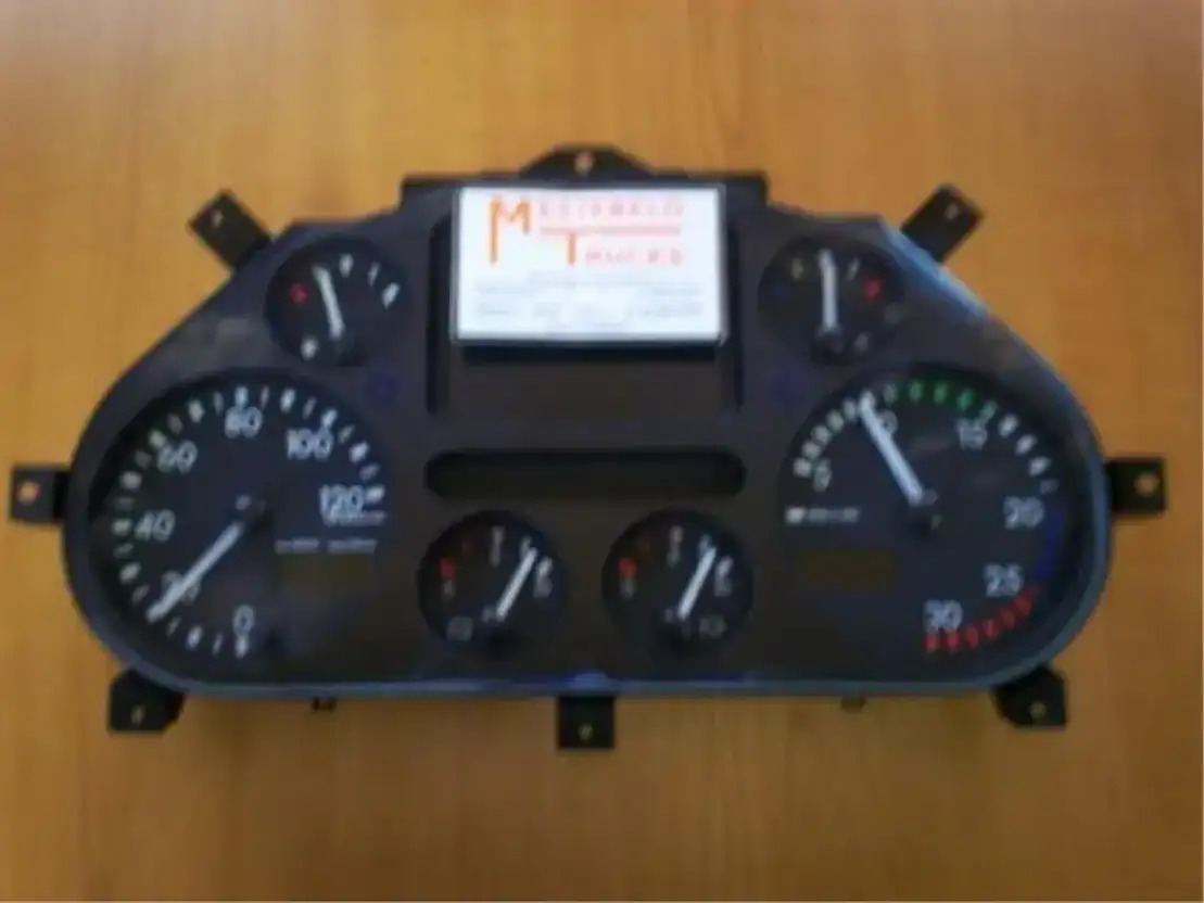 DAF Instrumentenpaneel XF95 - Sistema elétrico por Camião: foto 1 DAF Instrumentenpaneel XF95 - Sistema elétrico por Camião: foto 1