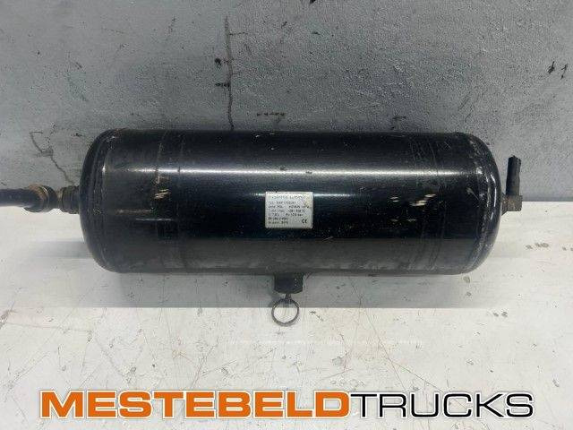 DAF Luchttank - Tanque de expansão por Camião: foto 1 DAF Luchttank - Tanque de expansão por Camião: foto 1