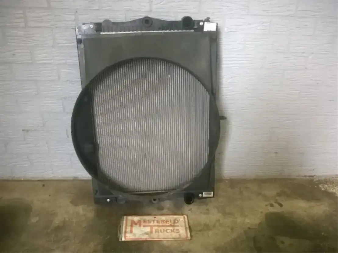 DAF Radiateur LF 55 - Sistema de arrefecimento por Camião: foto 1 DAF Radiateur LF 55 - Sistema de arrefecimento por Camião: foto 1