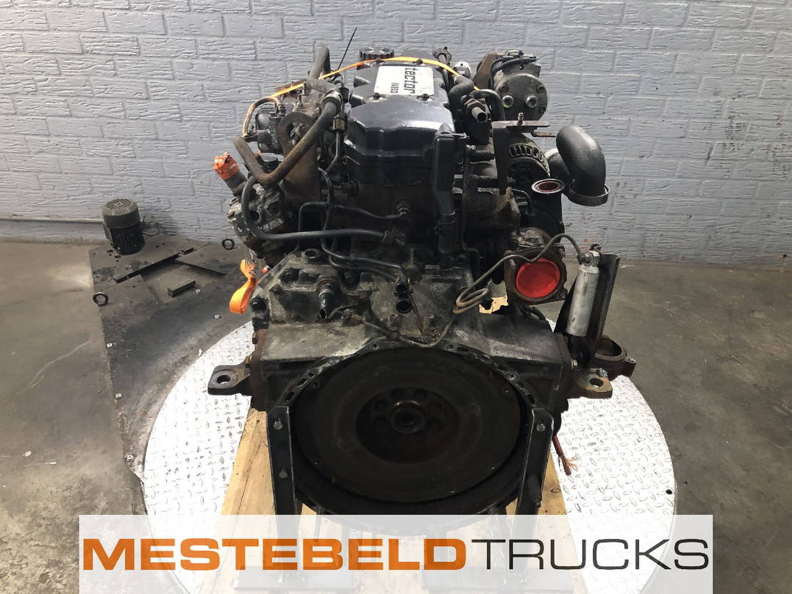 Iveco Motor F4AE3481 - Motor por Camião: foto 2 Iveco Motor F4AE3481 - Motor por Camião: foto 2