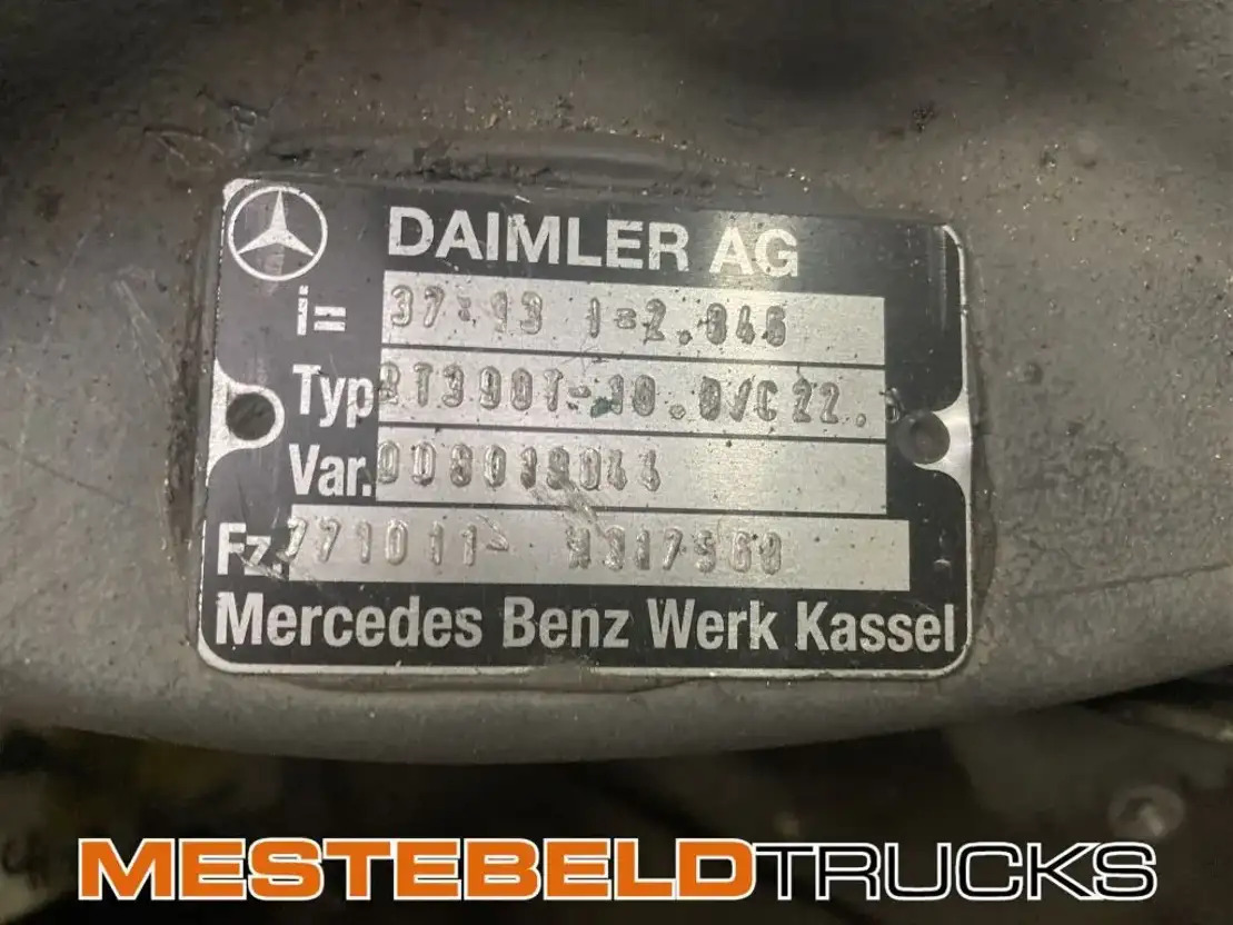 Mercedes-Benz Differentieel RT 390 T - Eixo traseiro por Camião: foto 2 Mercedes-Benz Differentieel RT 390 T - Eixo traseiro por Camião: foto 2