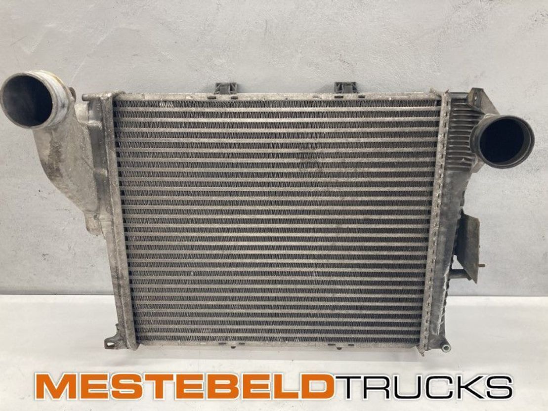 Renault Intercooler  - Intercooler por Camião: foto 1 Renault Intercooler  - Intercooler por Camião: foto 1