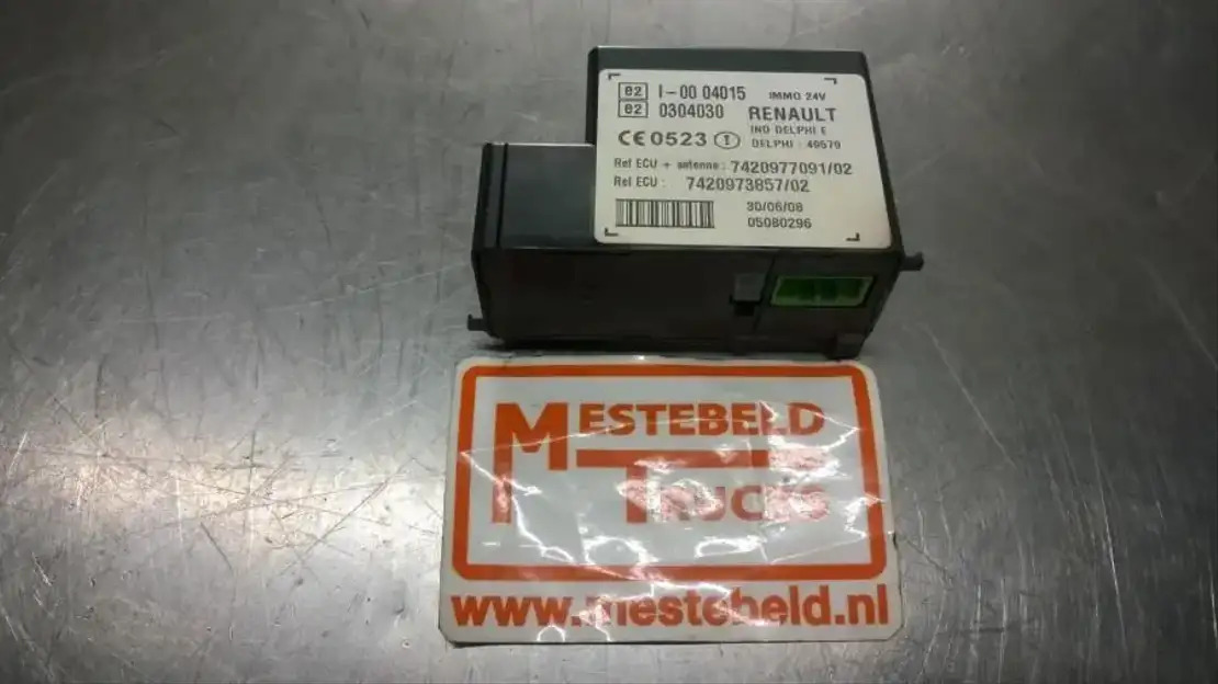 Renault Stuurkast REF ECU Premium - Sistema elétrico por Camião: foto 1 Renault Stuurkast REF ECU Premium - Sistema elétrico por Camião: foto 1