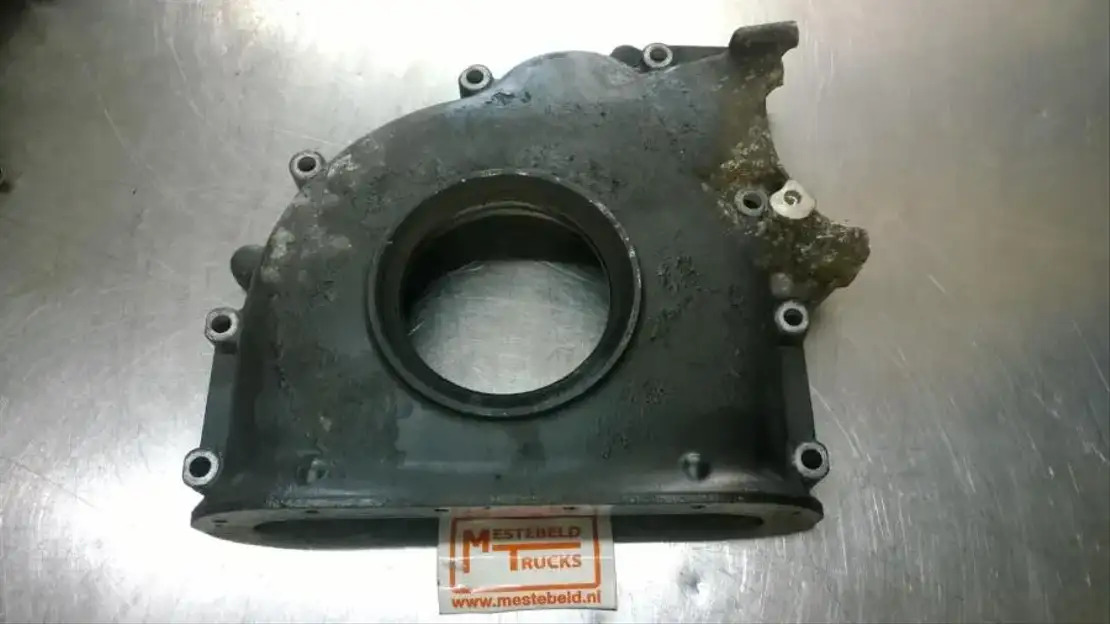 Scania Voorste afdekking - Motor e peças por Camião: foto 1 Scania Voorste afdekking - Motor e peças por Camião: foto 1