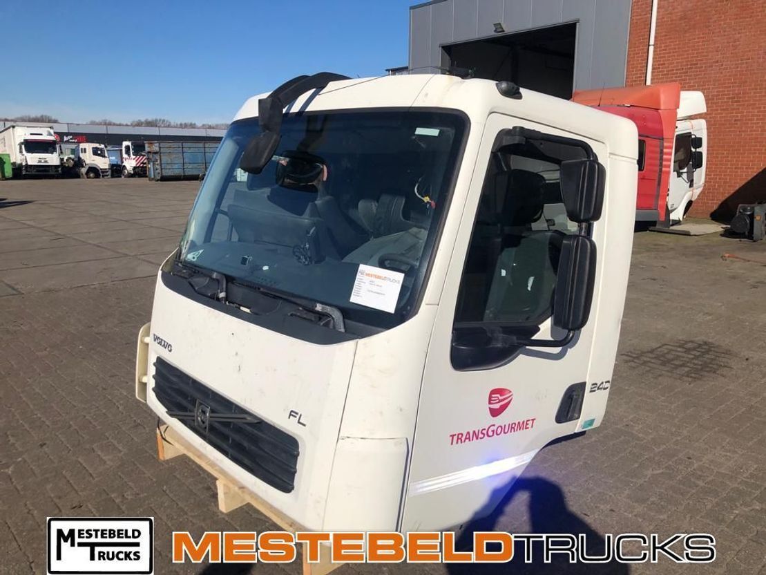 Volvo Cabine - Cabine por Camião: foto 2 Volvo Cabine - Cabine por Camião: foto 2