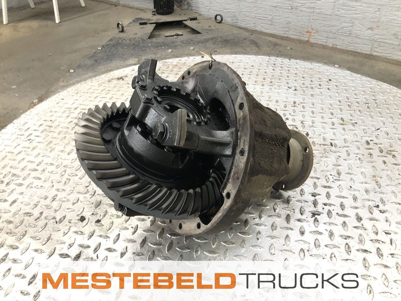 Volvo Differentieel Meritor RS-12 3,73 - Eixo traseiro por Camião: foto 1 Volvo Differentieel Meritor RS-12 3,73 - Eixo traseiro por Camião: foto 1