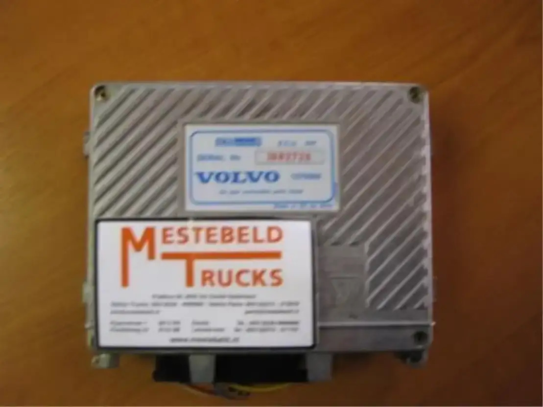 Volvo ECU unit FL 6 - Sistema elétrico por Camião: foto 1 Volvo ECU unit FL 6 - Sistema elétrico por Camião: foto 1